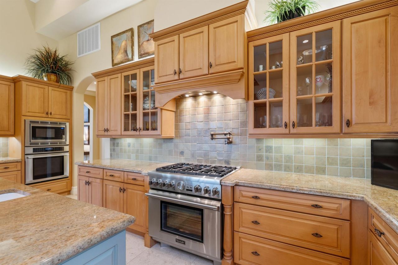 104 SE Mira Lavella , Port Saint Lucie, FL 34984 Photo