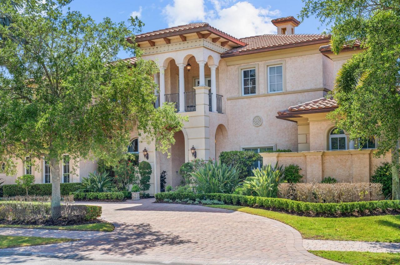 104 SE Mira Lavella , Port Saint Lucie, FL 34984 Photo