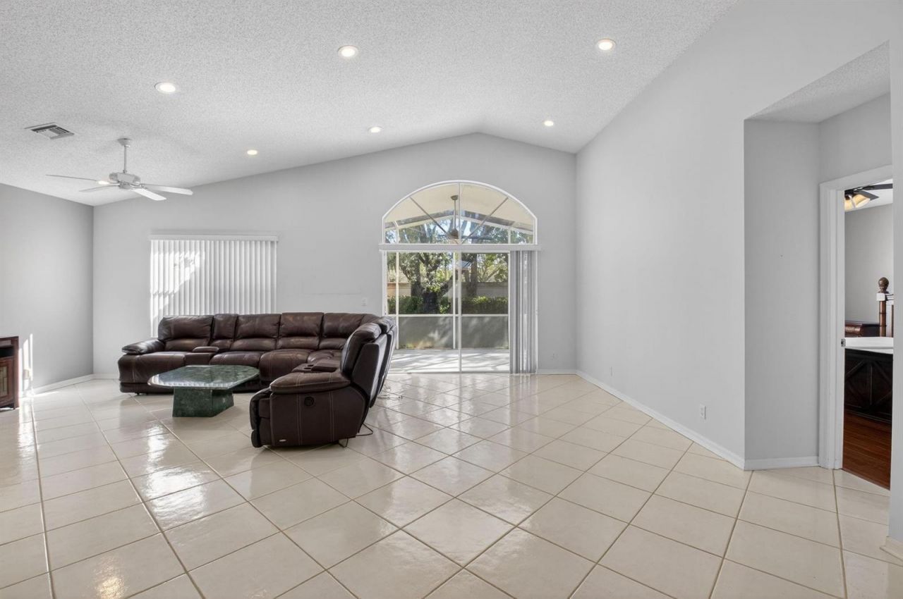 9820 Lemonwood Drive , Boynton Beach, FL 33437 Photo