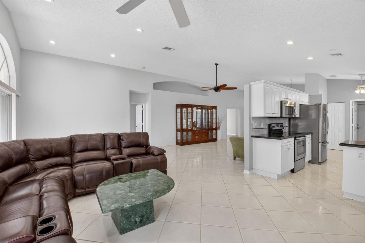 9820 Lemonwood Drive , Boynton Beach, FL 33437 Photo