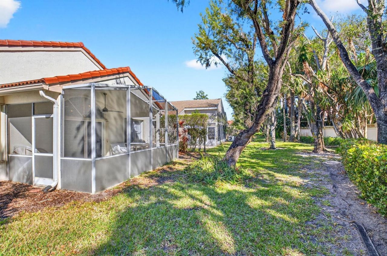 9820 Lemonwood Drive , Boynton Beach, FL 33437 Photo