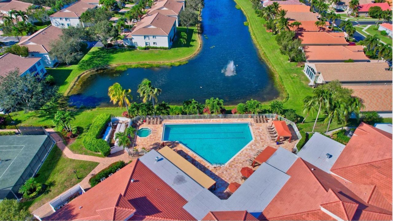 9820 Lemonwood Drive , Boynton Beach, FL 33437 Photo