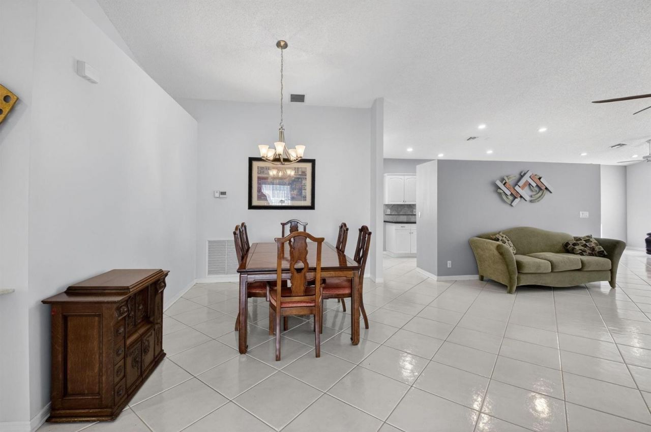 9820 Lemonwood Drive , Boynton Beach, FL 33437 Photo