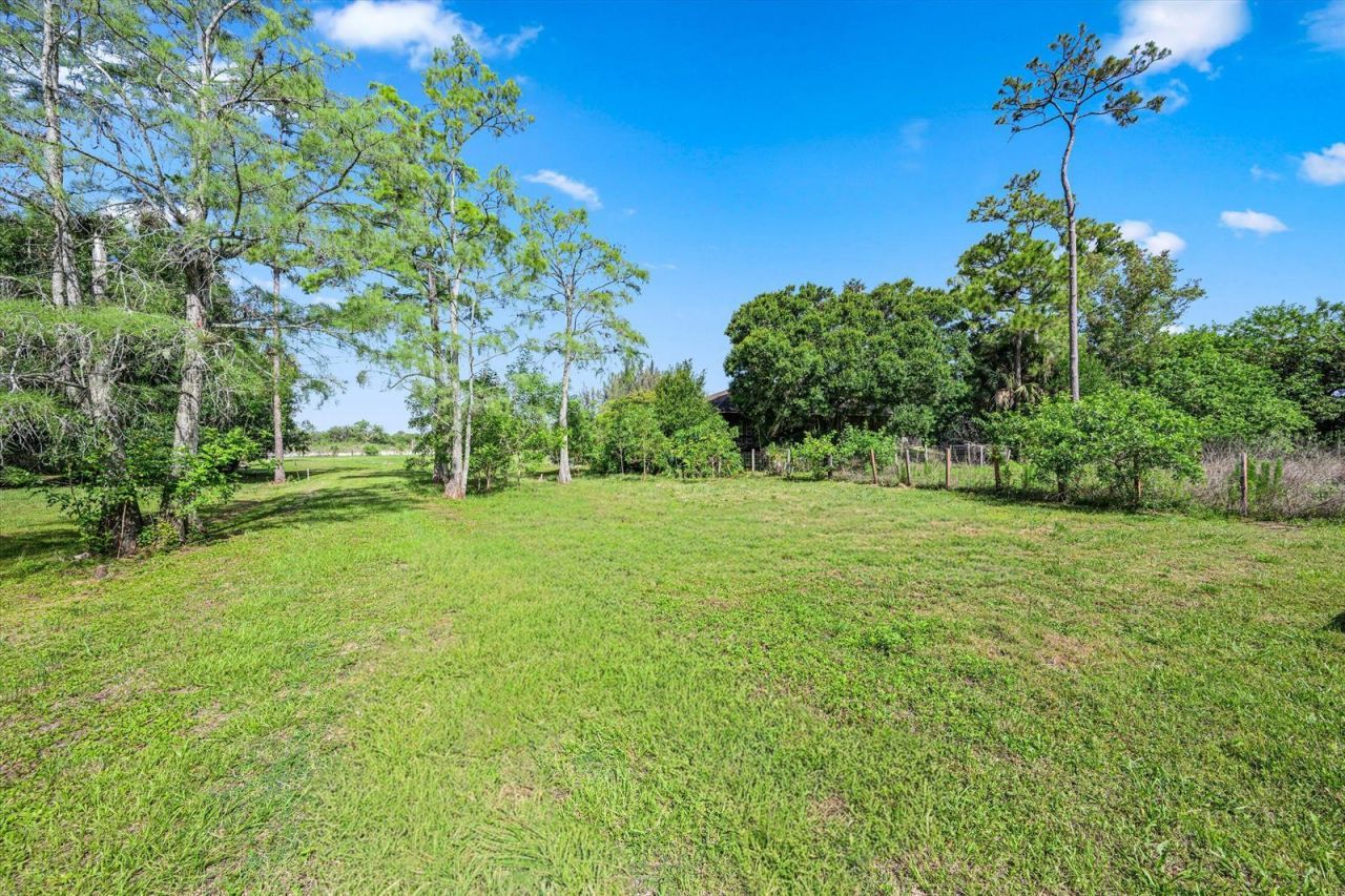 1814 A Road , Loxahatchee, FL 33470 Photo