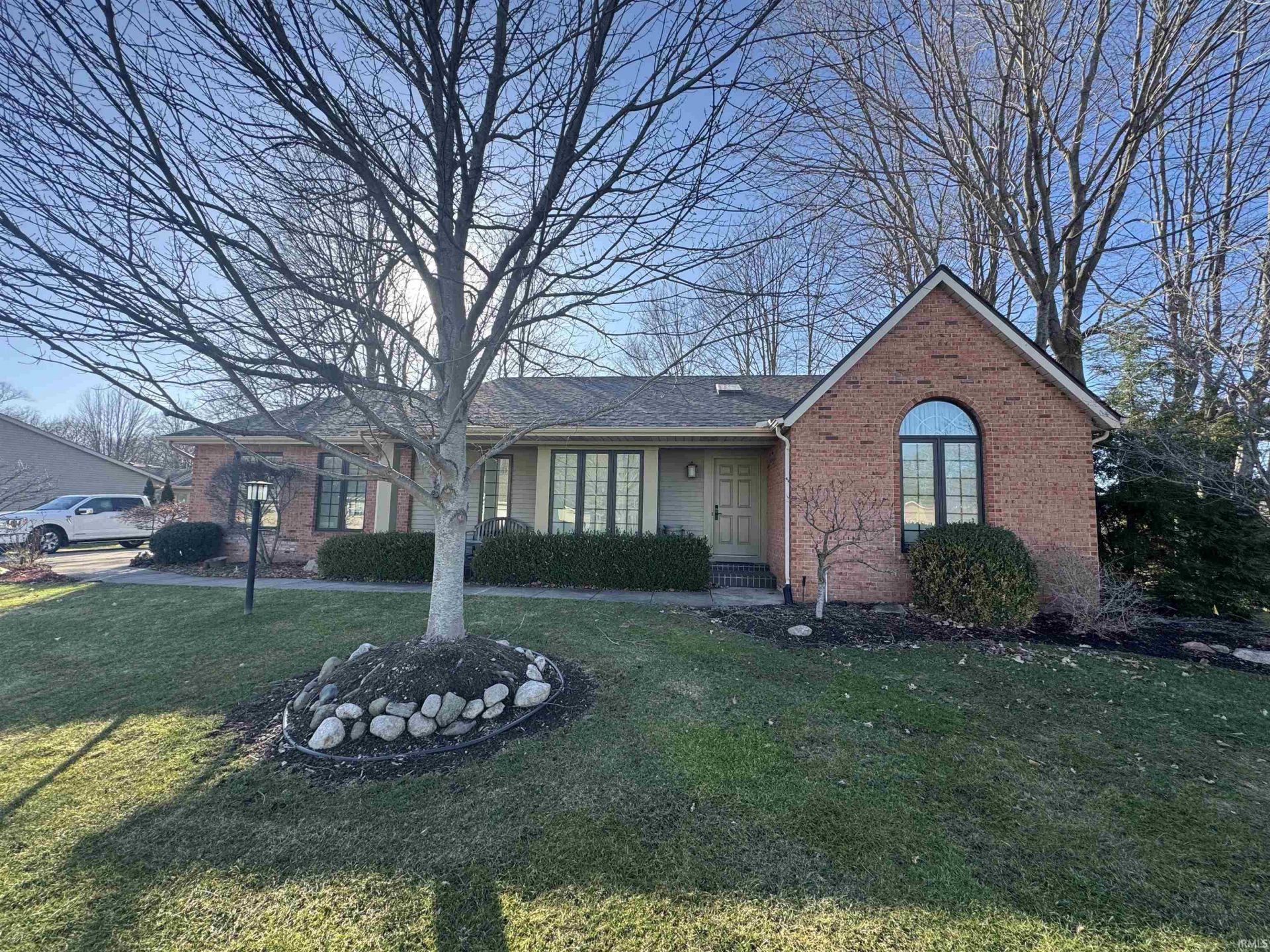 6125 Tamerlane Drive, South Bend, IN 46614 Main Photo