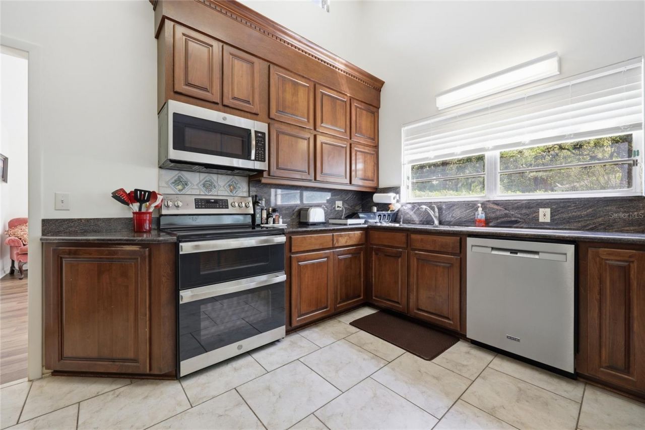 6605 NW 16th Place , Gainesville, FL 32605 Photo