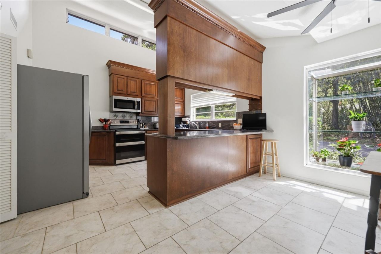 6605 NW 16th Place , Gainesville, FL 32605 Photo