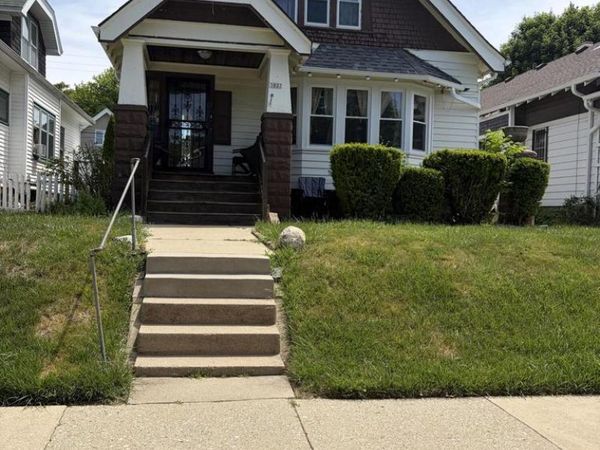 3822 N 25th STREET, Milwaukee, WI 53206