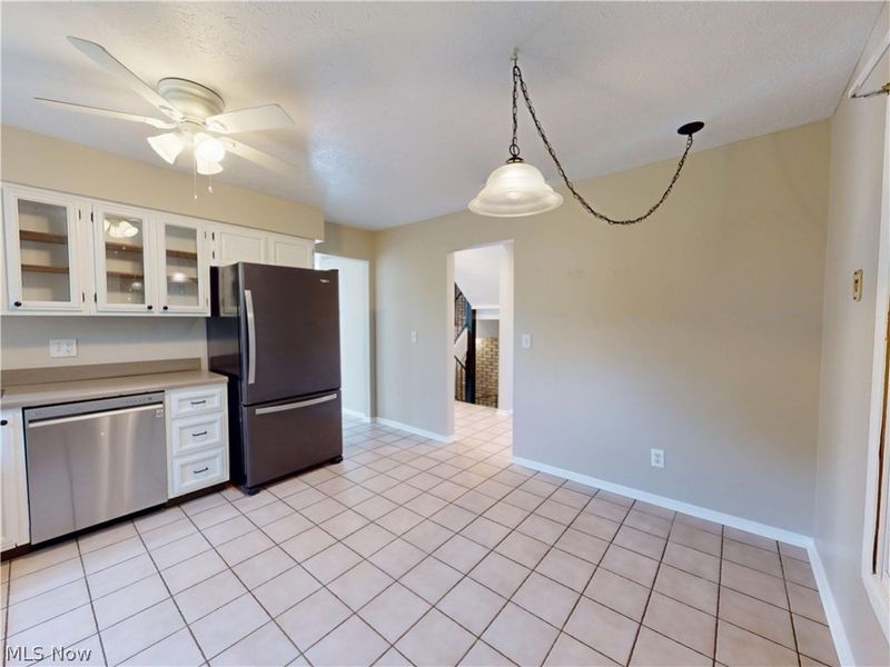824 S Chillicothe Road , Unit 14, Aurora, OH 44202 Photo 10
