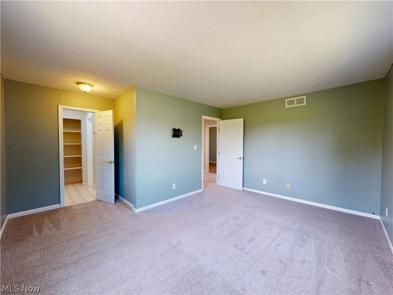 824 S Chillicothe Road , Unit 14, Aurora, OH 44202 Photo 15