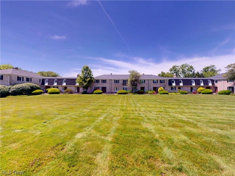 824 S Chillicothe Road , Unit 14, Aurora, OH 44202 Photo 32