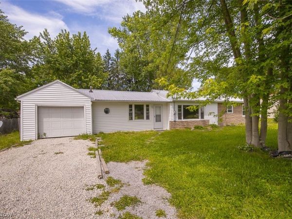 4215 Tapper Road , Norton, OH 44203