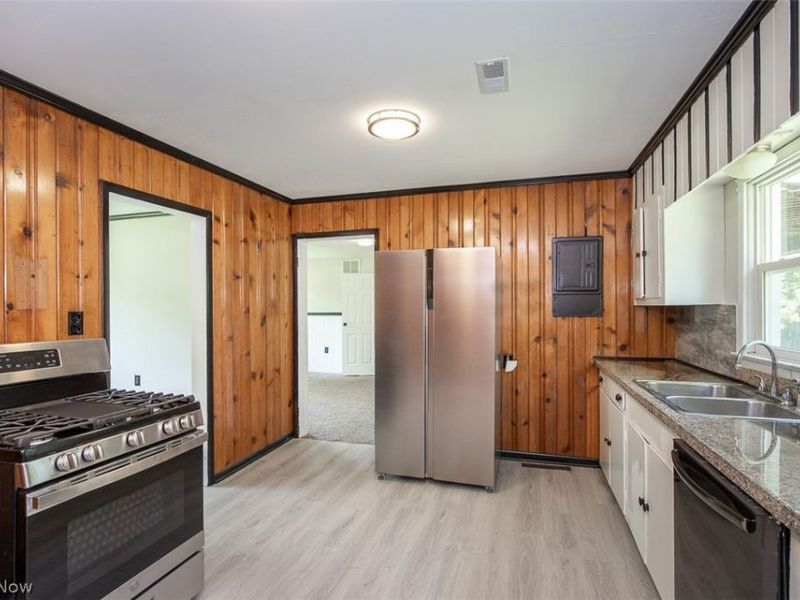 4215 Tapper Road , Norton, OH 44203 Photo 8