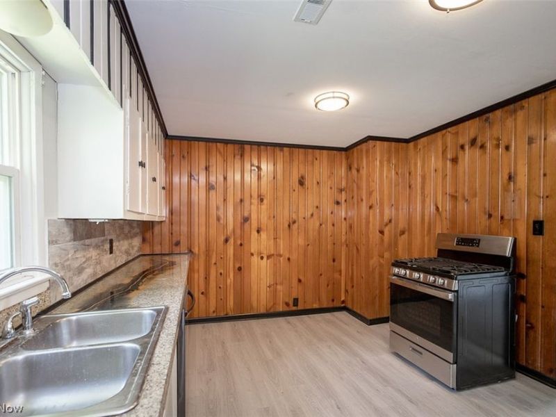 4215 Tapper Road , Norton, OH 44203 Photo 9