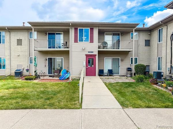 10077 Allen Pointe Drive , Allen Park, MI 48101