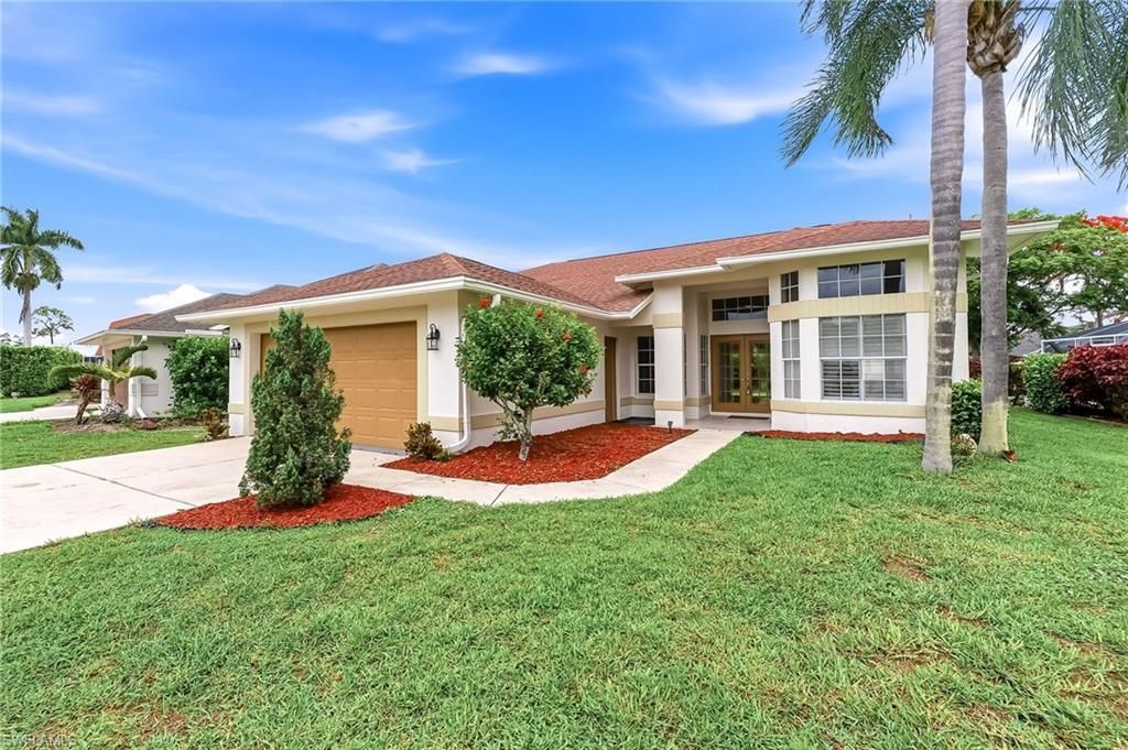 757 Belville Blvd, Naples, FL 34104 Main Photo