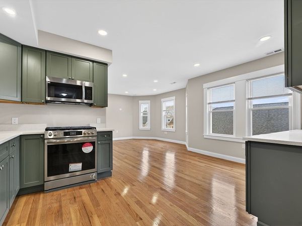 42 Almont St, Unit 2L, Medford, MA 02155
