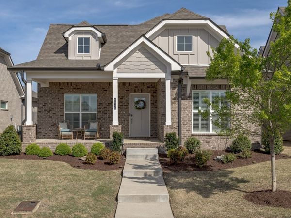 6046 Parkhaven Blvd , Hermitage, TN 37076