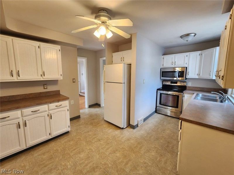 4093 Bexley Boulevard , South Euclid, OH 44121 Photo 7