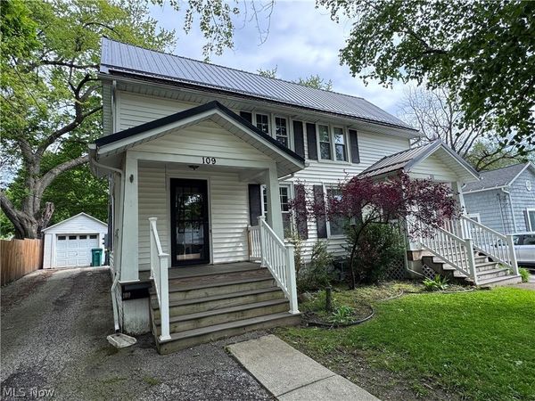 109 Moffet Avenue , Chardon, OH 44024