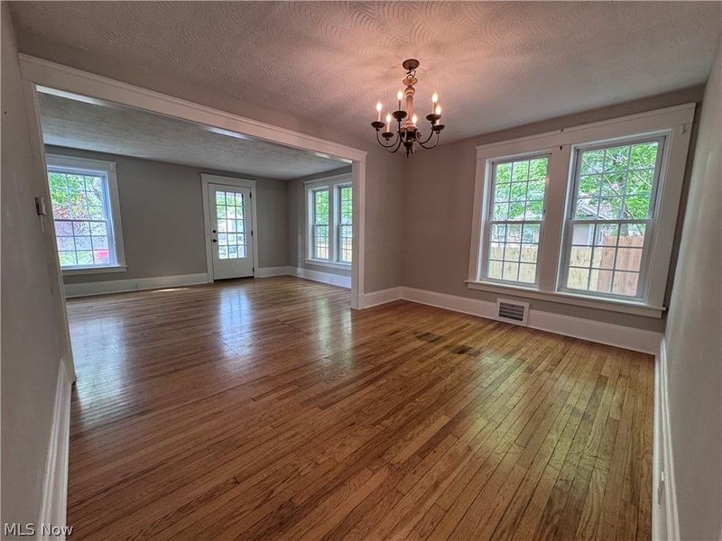 109 Moffet Avenue , Chardon, OH 44024 Photo 5