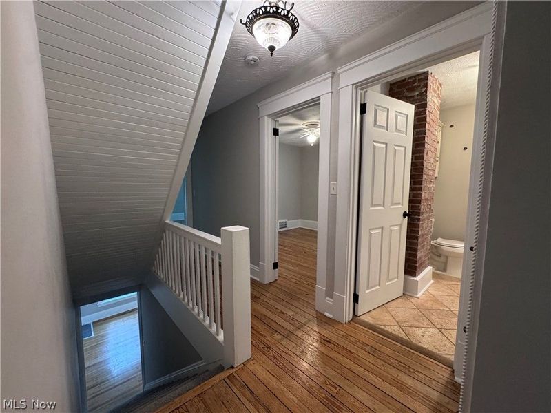 109 Moffet Avenue , Chardon, OH 44024 Photo 7