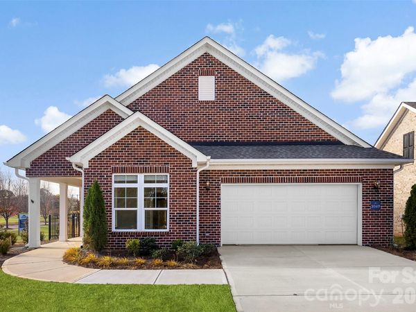 3089 Founding Fathers Drive , Gastonia, NC 28056
