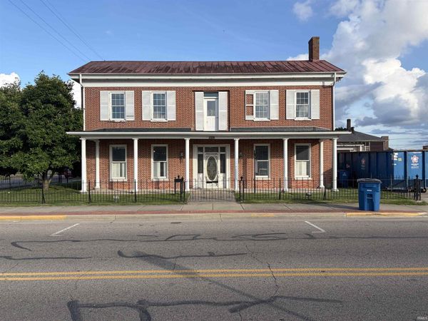 225 N 2nd Street, Vincennes, IN 47591