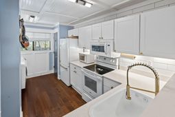 1130 Silent Harbor Court photo 4