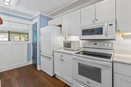 1130 Silent Harbor Court photo 4
