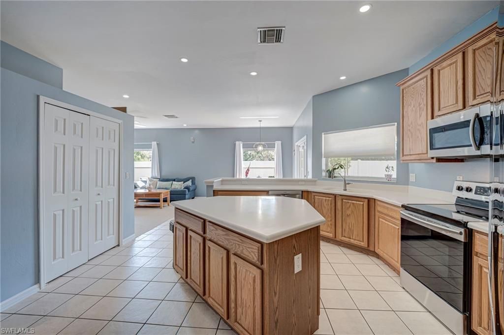 2743 Nature Pointe Loop , Fort Myers, FL 33905 Photo