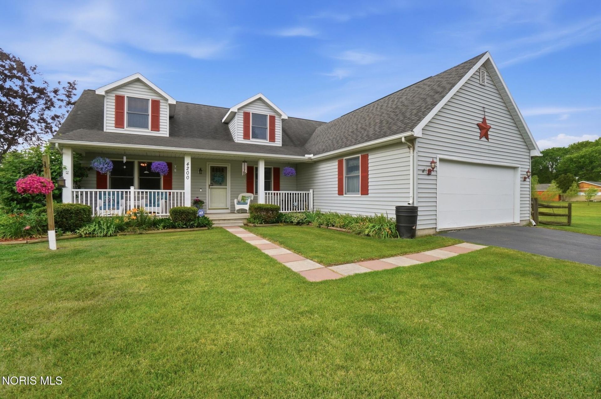 4200 Walbridge Road, Northwood, OH 43619 Main Photo