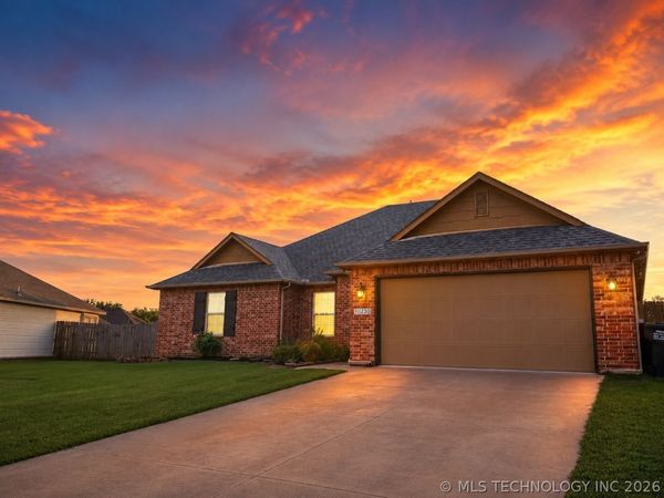 11230 S 275th East Avenue , Coweta, OK 74429