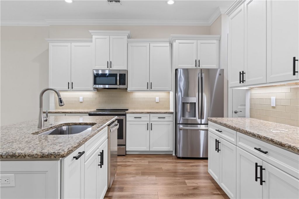 2025 Bridgepointe Circle, Unit 118, Vero Beach, FL 32967 Photo