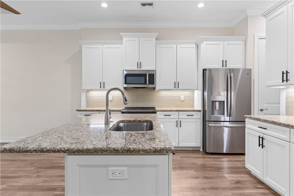 2025 Bridgepointe Circle, Unit 118, Vero Beach, FL 32967 Photo