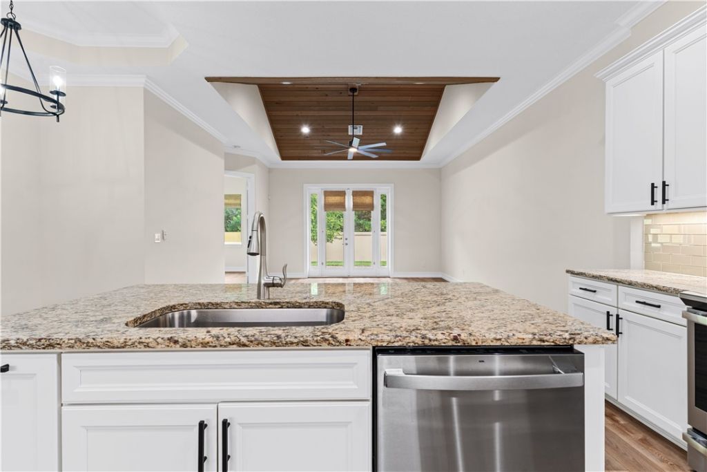 2025 Bridgepointe Circle, Unit 118, Vero Beach, FL 32967 Photo