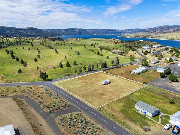 41977 Fawn Ln N , Deer Meadows, WA 99122