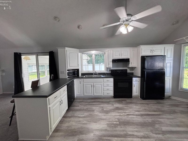 110 Roth Court, Bellevue, OH 44811 Photo 19