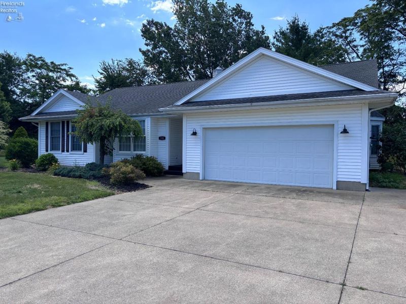 110 Roth Court, Bellevue, OH 44811 Photo 23