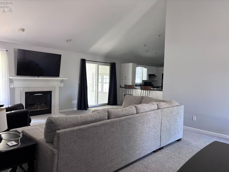 110 Roth Court, Bellevue, OH 44811 Photo 7