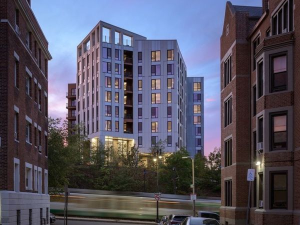 1515 Commonwealth Ave, Unit 609, Boston, MA 02135