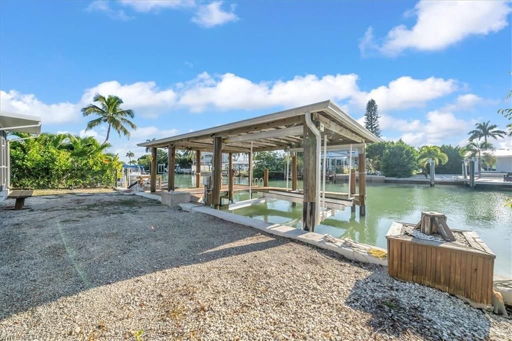 128 San Salvador St , Naples, FL 34113 Photo