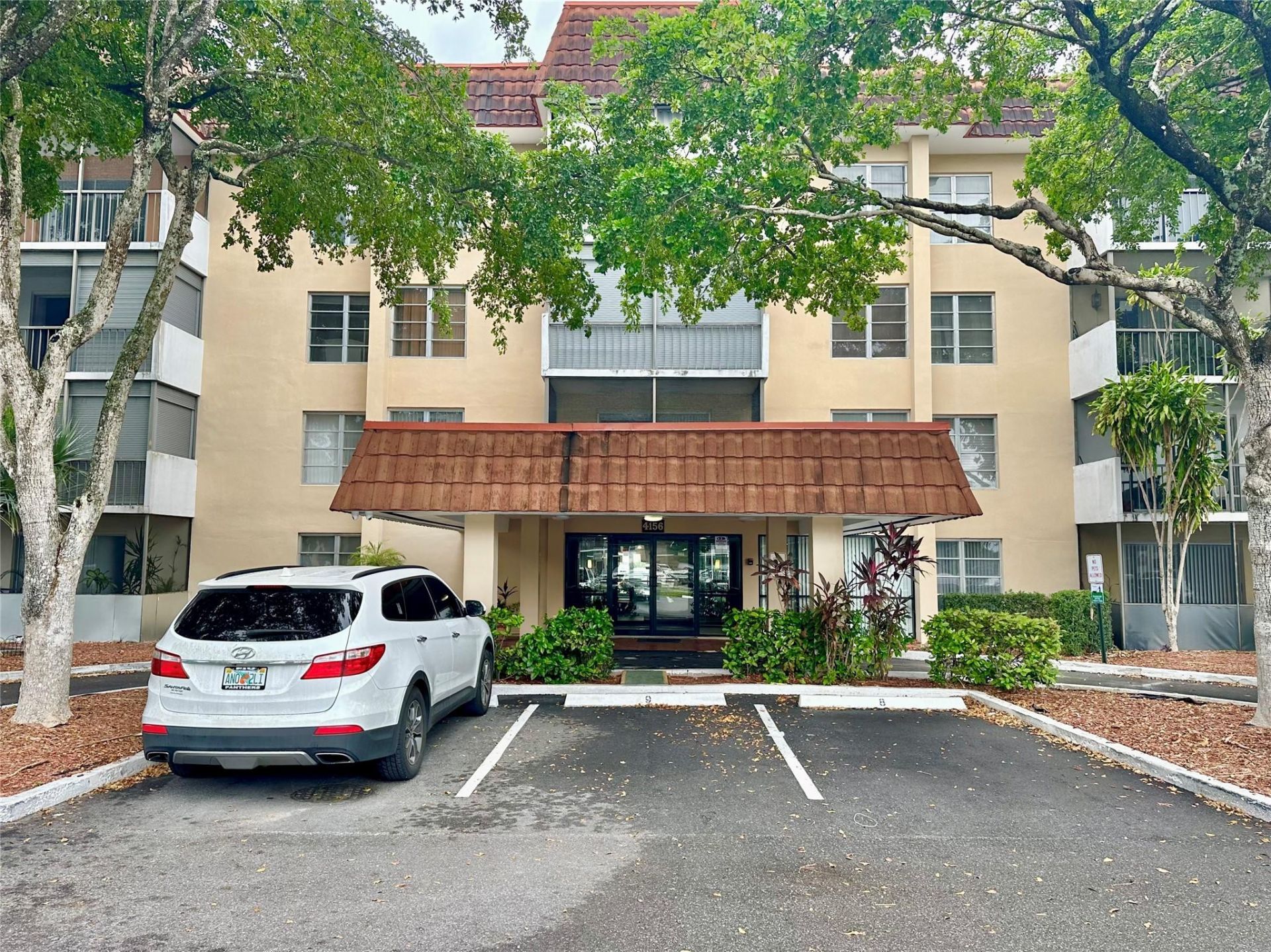 4156 Inverrary Drive, Unit 205, Lauderhill, FL 33319 Photo