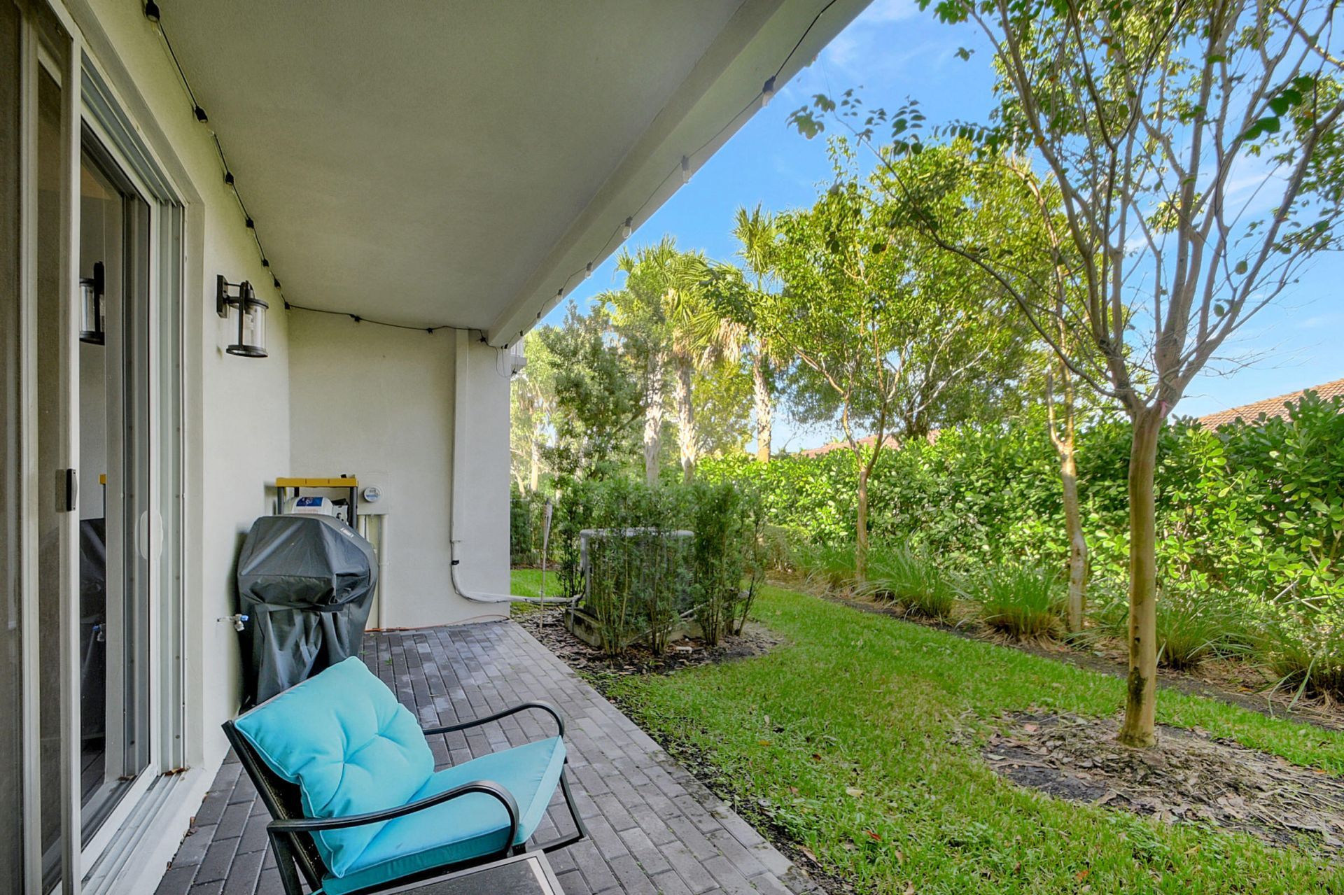 220 Pioneer Way, Royal Palm Beach, FL 33411 Photo