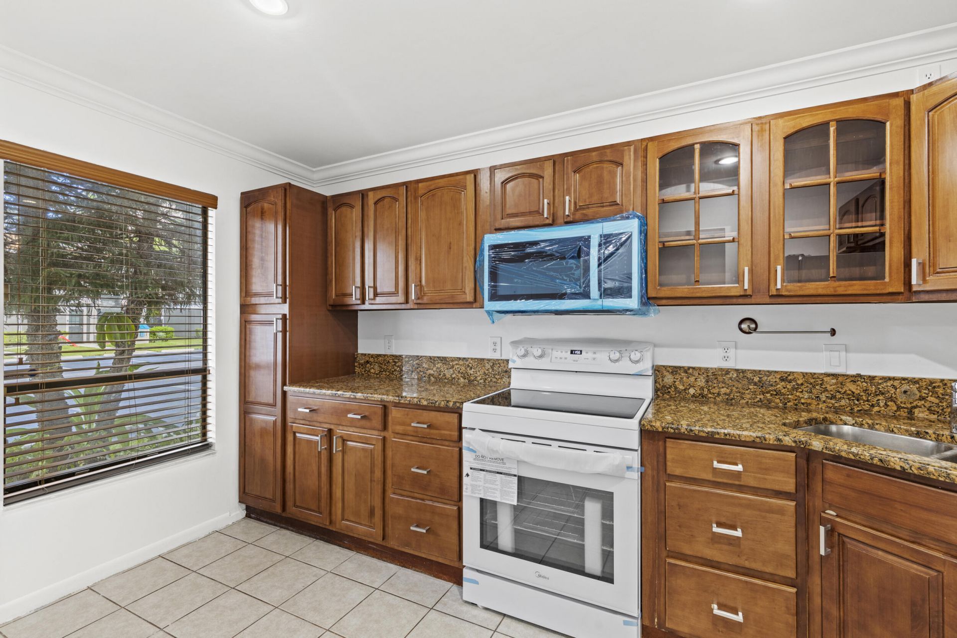 814 Hill Drive, Unit C, West Palm Beach, FL 33415 Photo