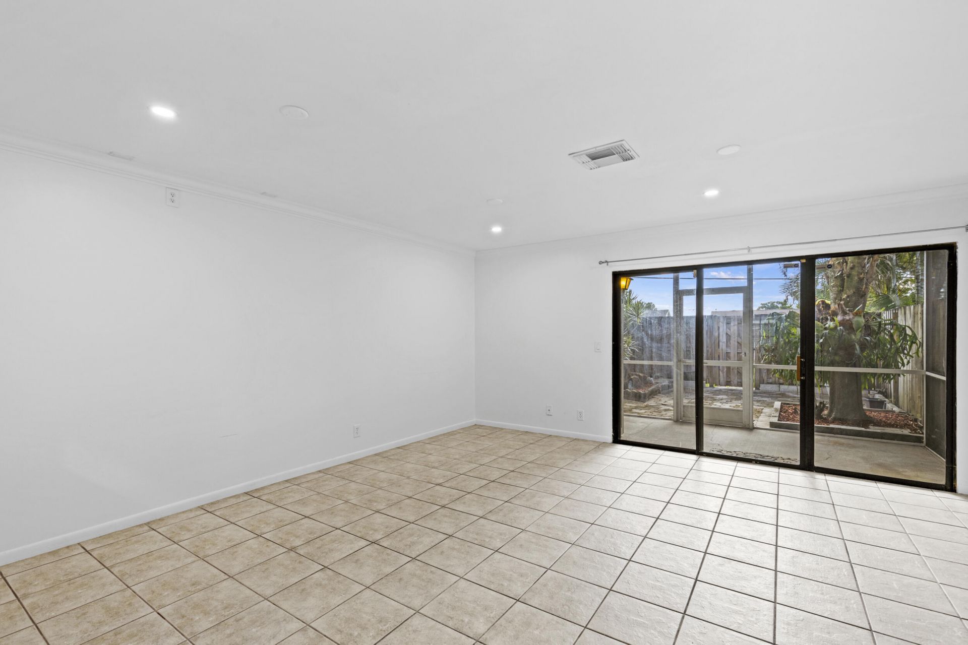 814 Hill Drive, Unit C, West Palm Beach, FL 33415 Photo