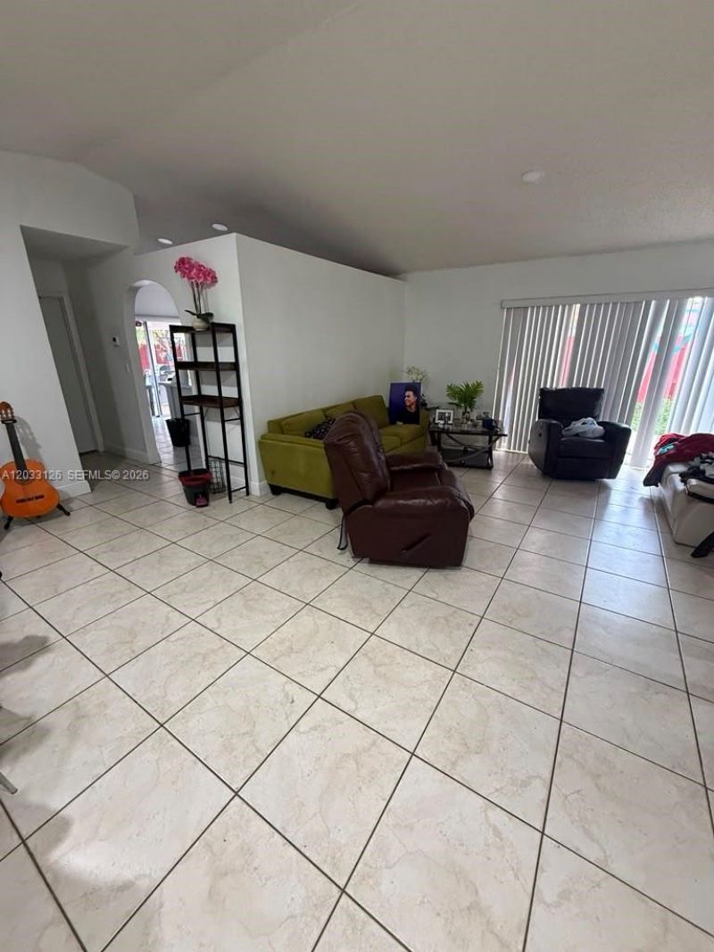 19831 NW 65th Ct , Hialeah, FL 33015 Photo