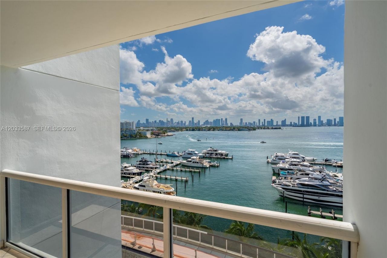1900 Sunset Harbour Dr , Unit 1008, Miami Beach, FL 33139 Photo