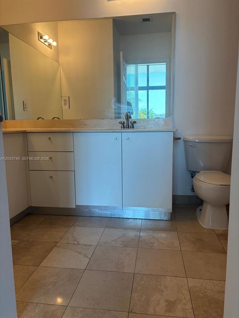 2100 Van Buren St , Unit 322, Hollywood, FL 33020 Photo