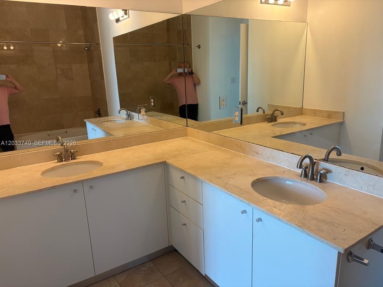 2100 Van Buren St , Unit 322, Hollywood, FL 33020 Photo